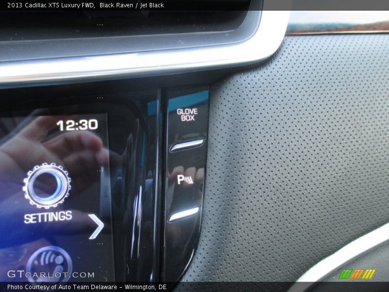 Black Raven / Jet Black 2013 Cadillac XTS Luxury FWD