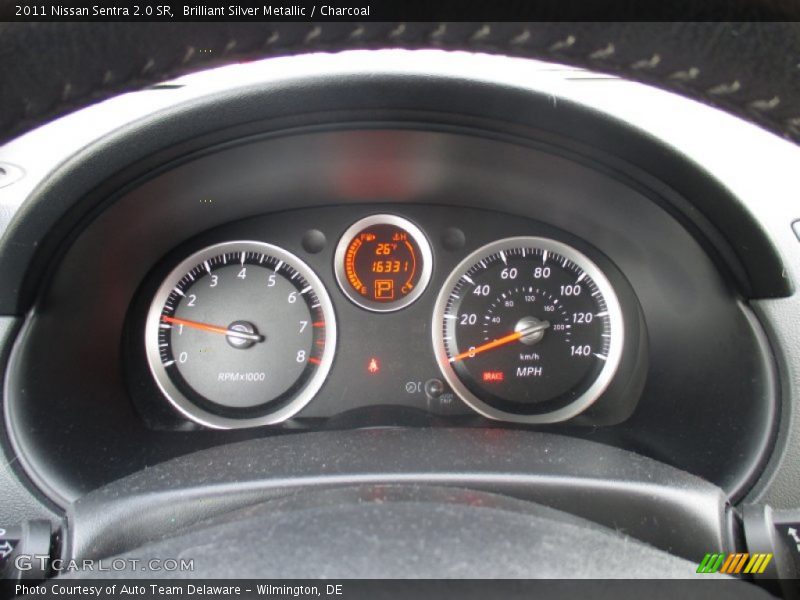 Brilliant Silver Metallic / Charcoal 2011 Nissan Sentra 2.0 SR