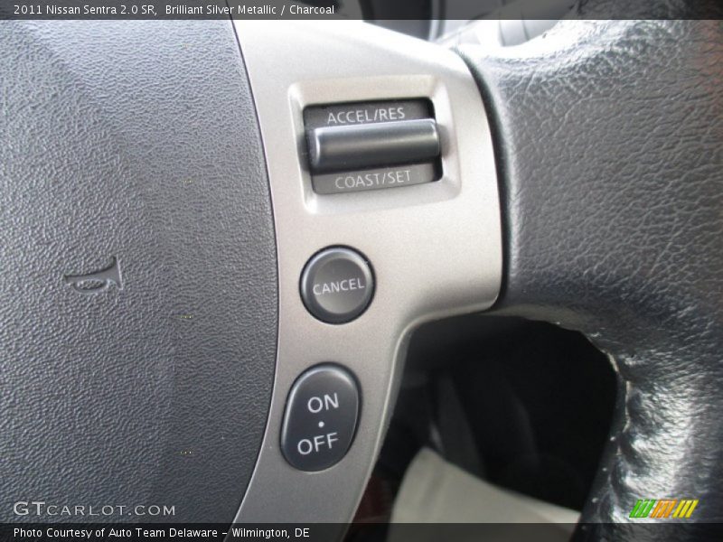 Brilliant Silver Metallic / Charcoal 2011 Nissan Sentra 2.0 SR