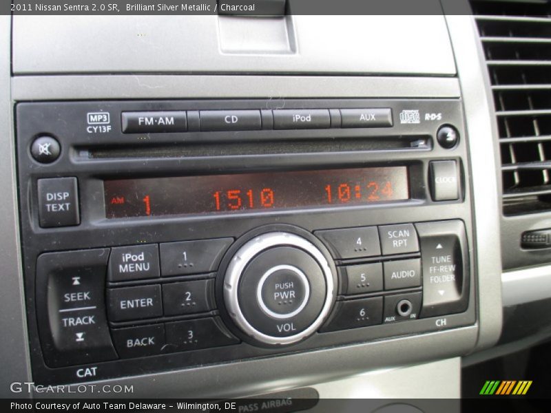 Brilliant Silver Metallic / Charcoal 2011 Nissan Sentra 2.0 SR
