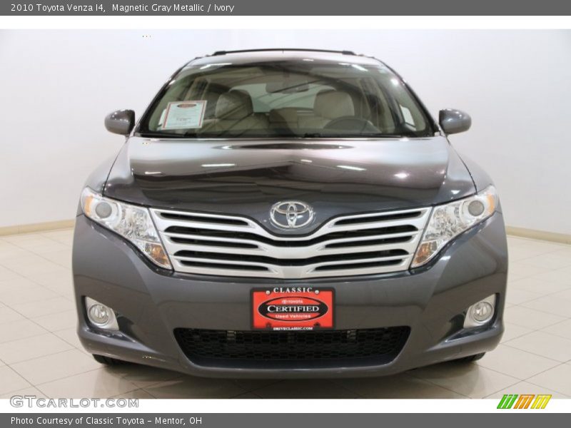 Magnetic Gray Metallic / Ivory 2010 Toyota Venza I4