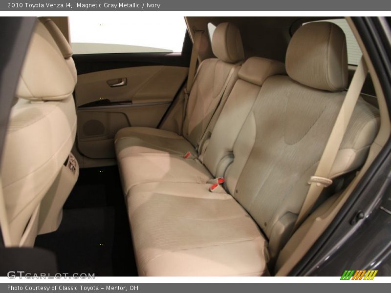 Magnetic Gray Metallic / Ivory 2010 Toyota Venza I4