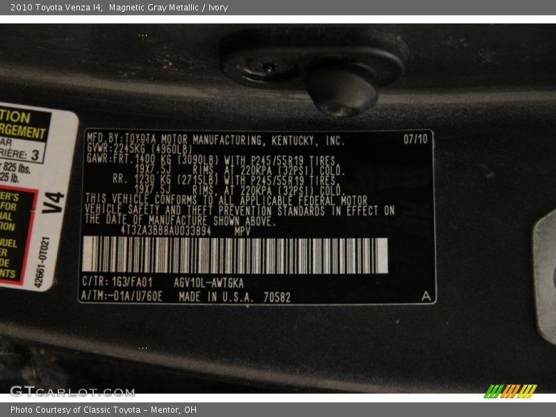 Magnetic Gray Metallic / Ivory 2010 Toyota Venza I4