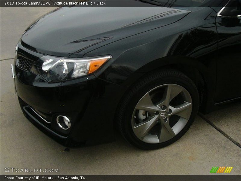 Attitude Black Metallic / Black 2013 Toyota Camry SE V6