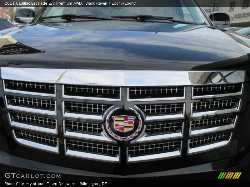 Black Raven / Ebony/Ebony 2011 Cadillac Escalade ESV Premium AWD