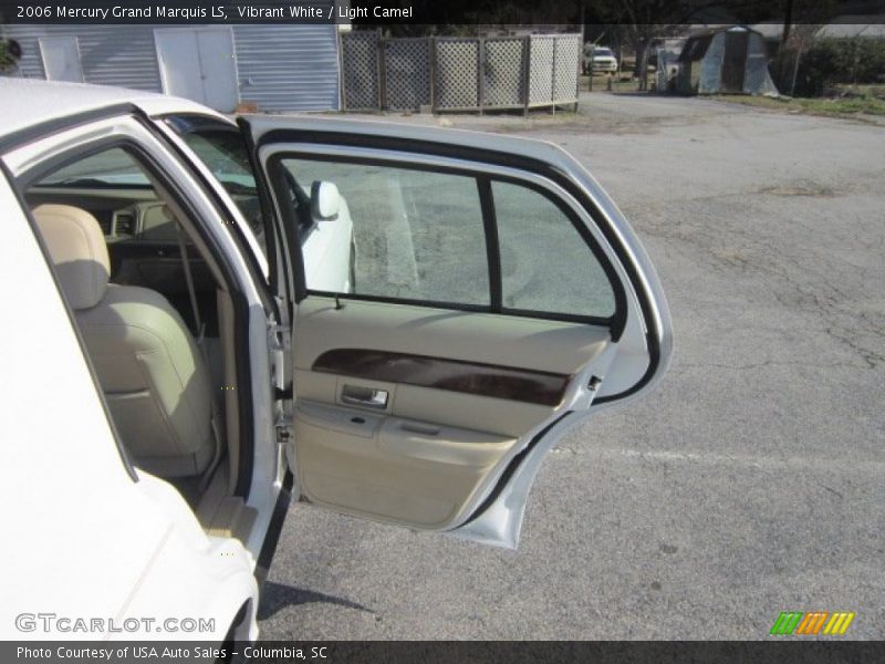 Vibrant White / Light Camel 2006 Mercury Grand Marquis LS