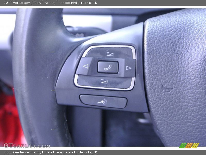 Tornado Red / Titan Black 2011 Volkswagen Jetta SEL Sedan