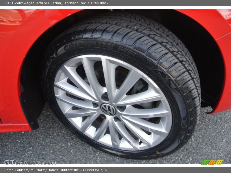 Tornado Red / Titan Black 2011 Volkswagen Jetta SEL Sedan