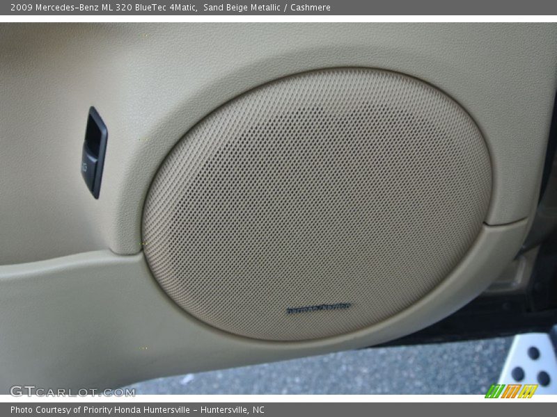 Sand Beige Metallic / Cashmere 2009 Mercedes-Benz ML 320 BlueTec 4Matic