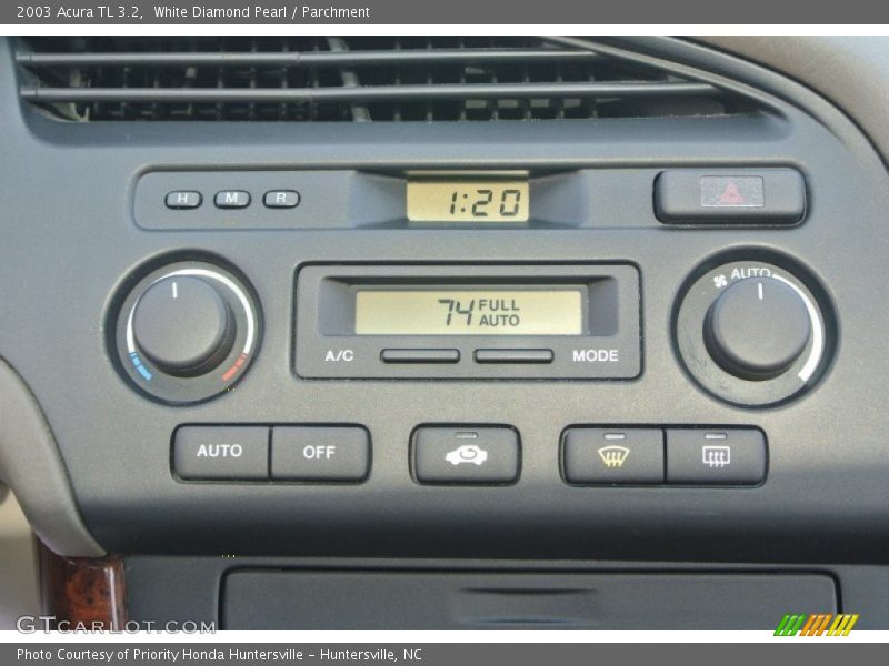 White Diamond Pearl / Parchment 2003 Acura TL 3.2