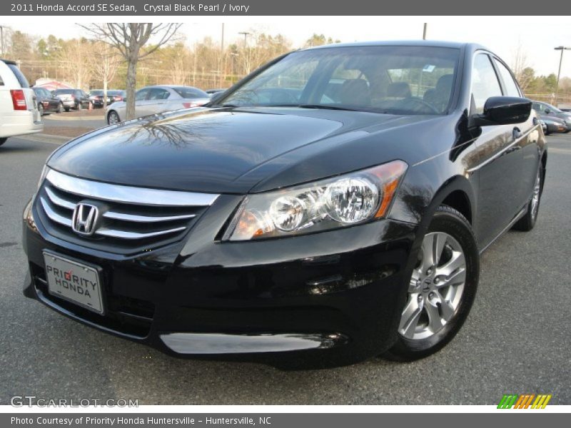 Crystal Black Pearl / Ivory 2011 Honda Accord SE Sedan