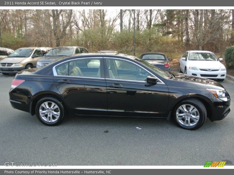 Crystal Black Pearl / Ivory 2011 Honda Accord SE Sedan