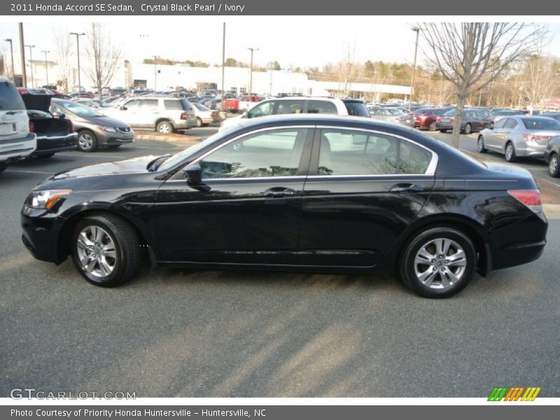 Crystal Black Pearl / Ivory 2011 Honda Accord SE Sedan