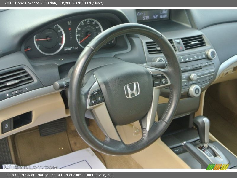 Crystal Black Pearl / Ivory 2011 Honda Accord SE Sedan