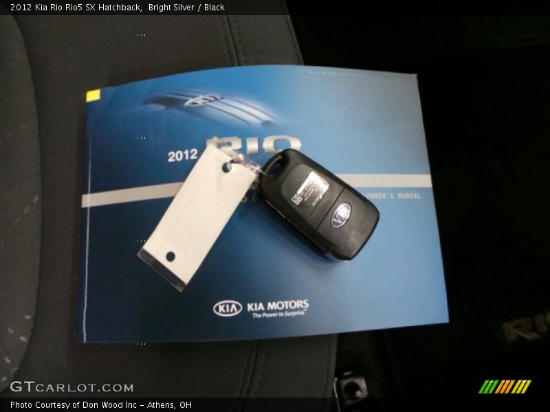 Bright Silver / Black 2012 Kia Rio Rio5 SX Hatchback