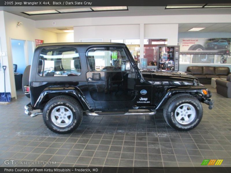 Black / Dark Slate Gray 2005 Jeep Wrangler X 4x4