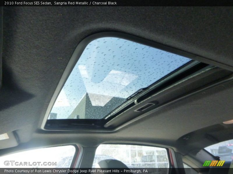 Sangria Red Metallic / Charcoal Black 2010 Ford Focus SES Sedan