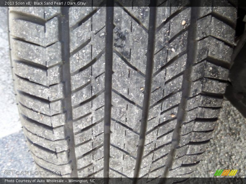 Black Sand Pearl / Dark Gray 2013 Scion xB