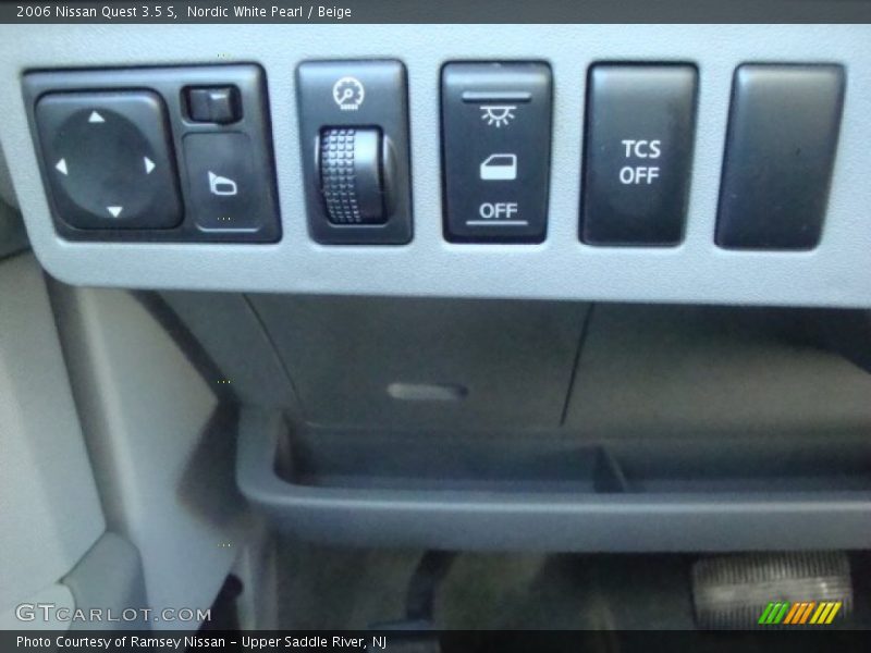 Nordic White Pearl / Beige 2006 Nissan Quest 3.5 S