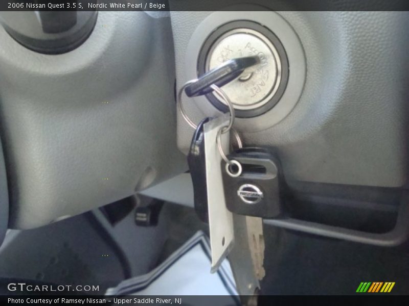 Nordic White Pearl / Beige 2006 Nissan Quest 3.5 S