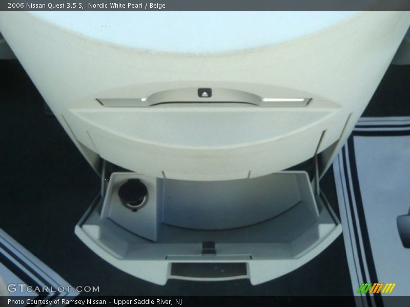 Nordic White Pearl / Beige 2006 Nissan Quest 3.5 S