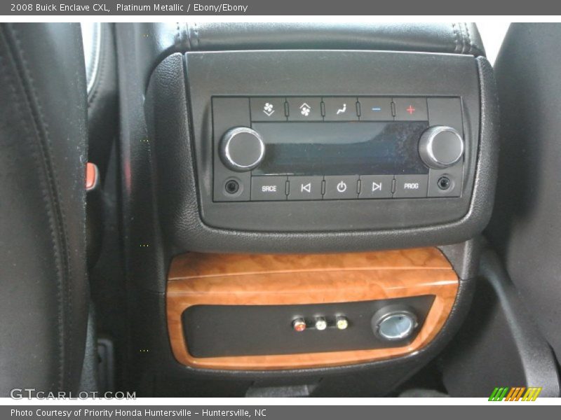 Platinum Metallic / Ebony/Ebony 2008 Buick Enclave CXL