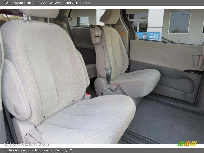 Cypress Green Pearl / Light Gray 2013 Toyota Sienna LE