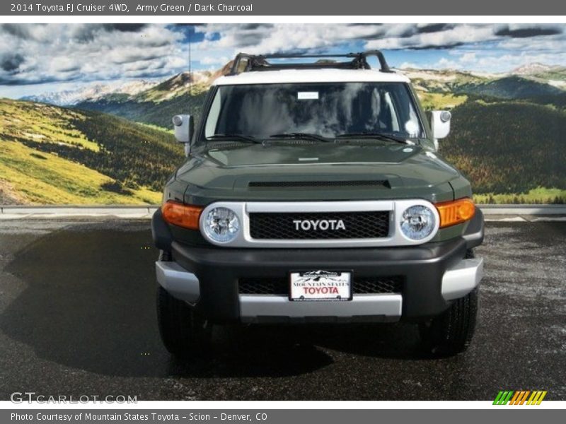 Army Green / Dark Charcoal 2014 Toyota FJ Cruiser 4WD