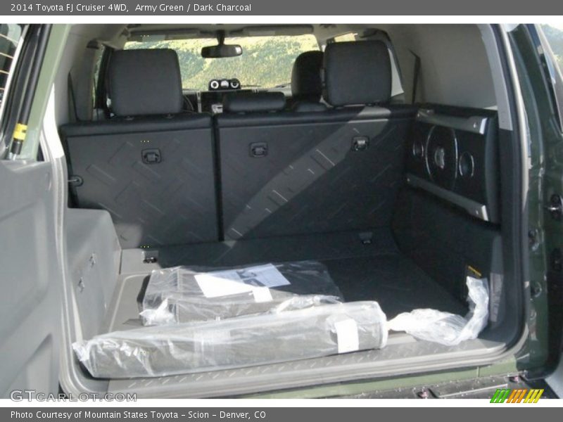 Army Green / Dark Charcoal 2014 Toyota FJ Cruiser 4WD