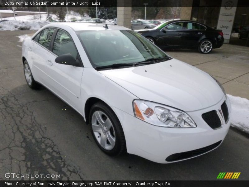 Summit White / Light Taupe 2009 Pontiac G6 Sedan