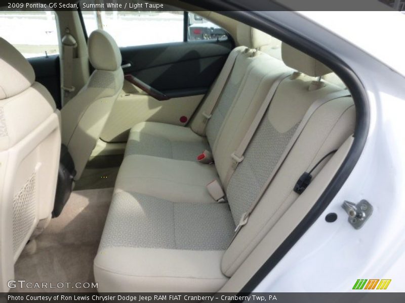 Summit White / Light Taupe 2009 Pontiac G6 Sedan