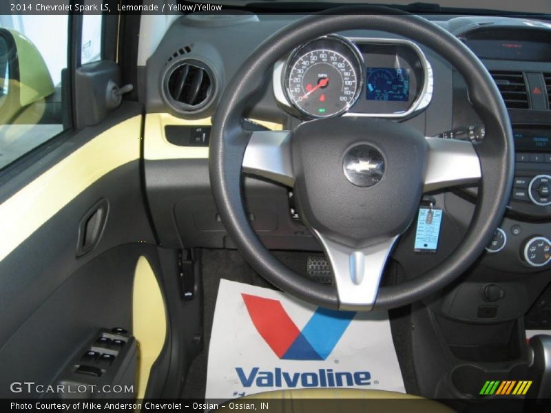 Lemonade / Yellow/Yellow 2014 Chevrolet Spark LS