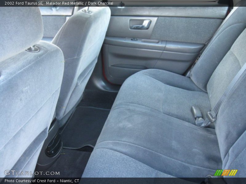 Matador Red Metallic / Dark Charcoal 2002 Ford Taurus SE
