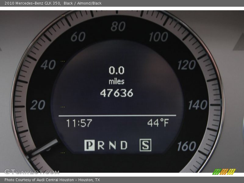 Black / Almond/Black 2010 Mercedes-Benz GLK 350