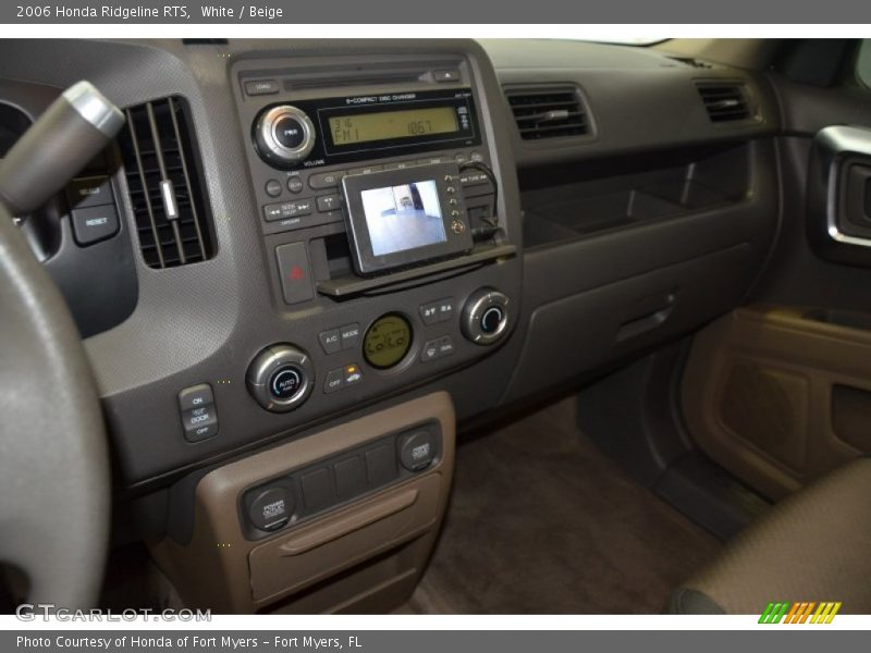 White / Beige 2006 Honda Ridgeline RTS