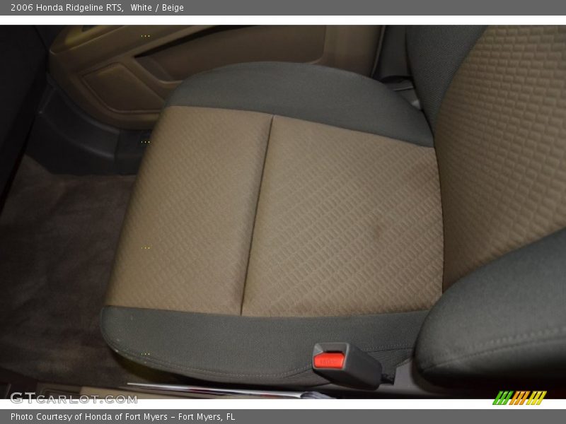 White / Beige 2006 Honda Ridgeline RTS