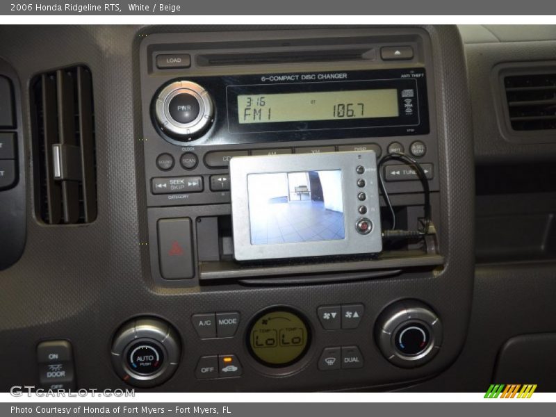 White / Beige 2006 Honda Ridgeline RTS