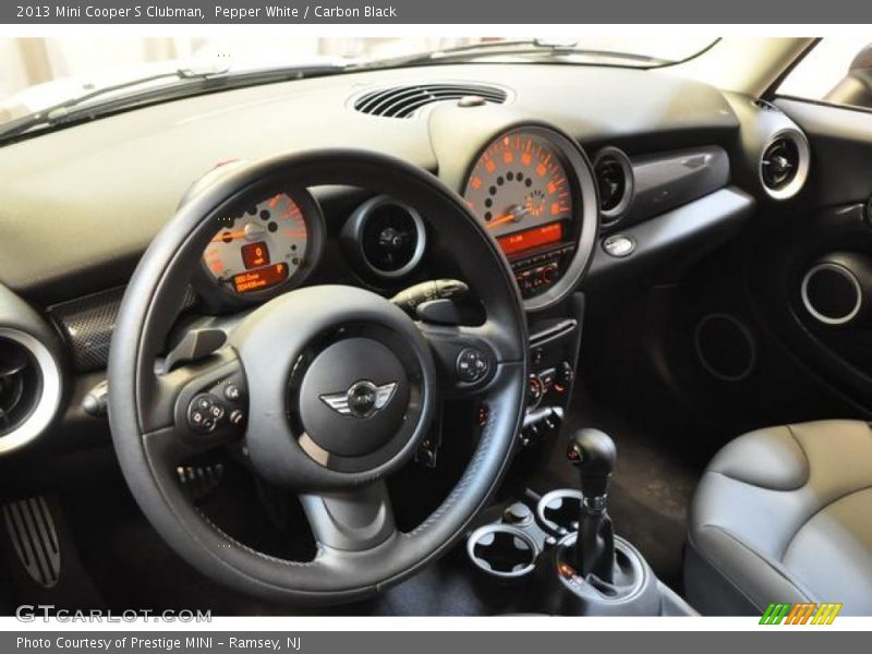 Pepper White / Carbon Black 2013 Mini Cooper S Clubman
