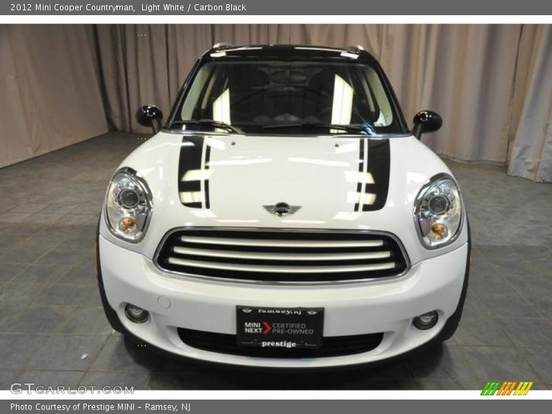 Light White / Carbon Black 2012 Mini Cooper Countryman