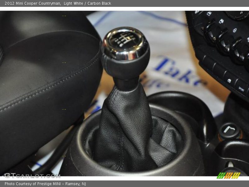 Light White / Carbon Black 2012 Mini Cooper Countryman