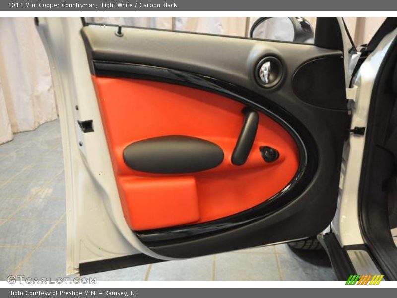 Light White / Carbon Black 2012 Mini Cooper Countryman