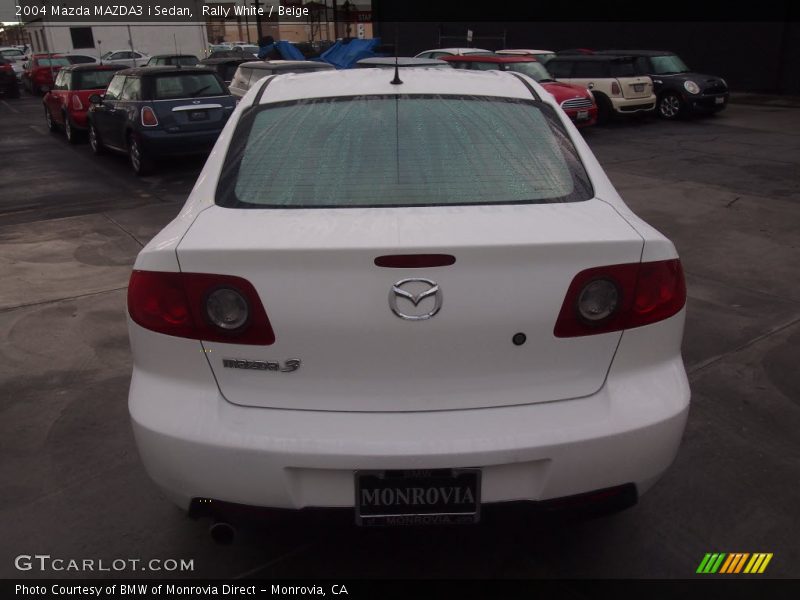 Rally White / Beige 2004 Mazda MAZDA3 i Sedan