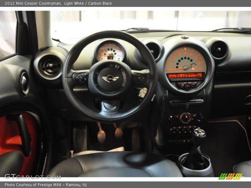 Light White / Carbon Black 2012 Mini Cooper Countryman