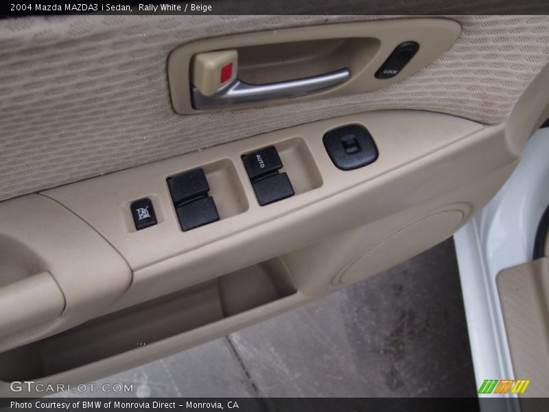 Rally White / Beige 2004 Mazda MAZDA3 i Sedan