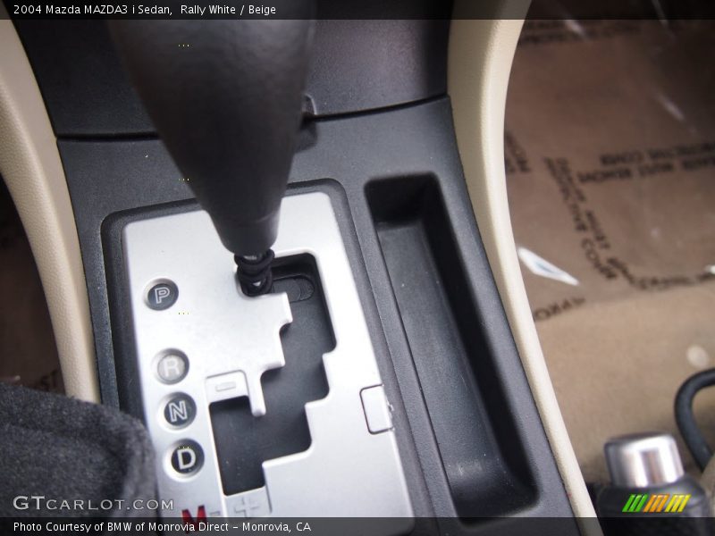 Rally White / Beige 2004 Mazda MAZDA3 i Sedan