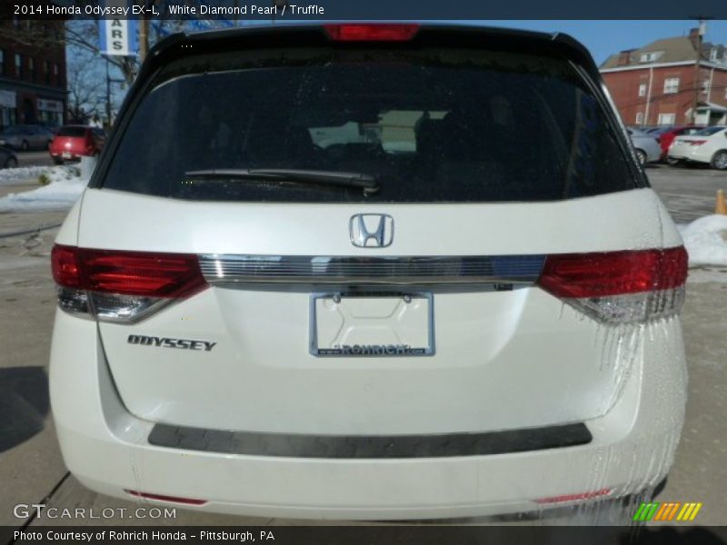 White Diamond Pearl / Truffle 2014 Honda Odyssey EX-L