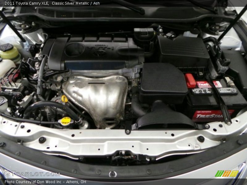 Classic Silver Metallic / Ash 2011 Toyota Camry XLE