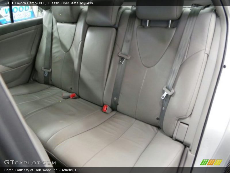 Classic Silver Metallic / Ash 2011 Toyota Camry XLE