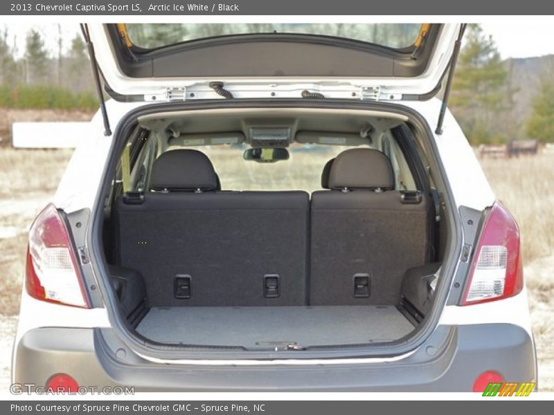 Arctic Ice White / Black 2013 Chevrolet Captiva Sport LS