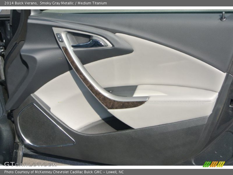 Smoky Gray Metallic / Medium Titanium 2014 Buick Verano